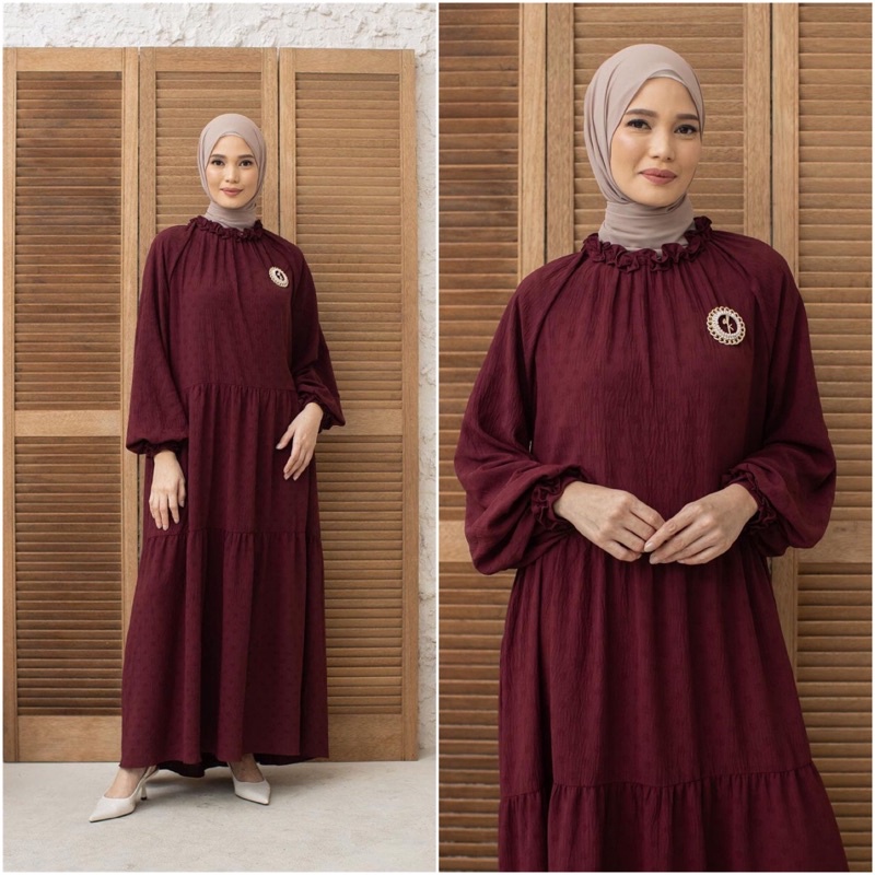 SABRINA DRESS XL XXL WEARING KLAMBY