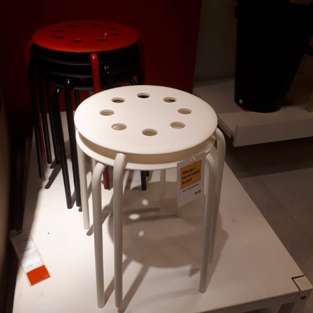  Kursi  stool  bulat serbaguna Ikea  marius Putih hitam merah 
