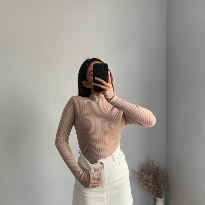 [LUXE.DLABEL] - D64 TOP [ Atasan Turtle Neck Wanita Atasan Rajut Import wanita Atasan lengan panjang rajut Kaos wanita Atasan Wanita Atasan Halter tank Korea wanita Korean top Croptop Croptee Atasan perempuan Top premium quality]