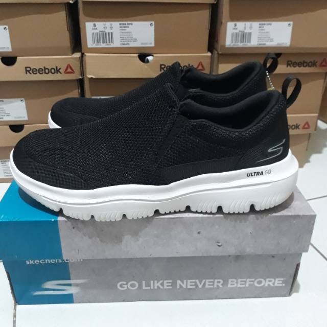 Skechers GO WALK EVOLUTION ULTRA