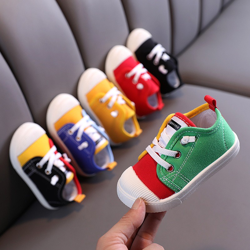 Sepatu Sneakers Canvas Anak Import Casual.