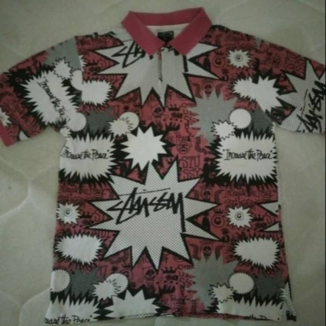 Kaos kerah stussy