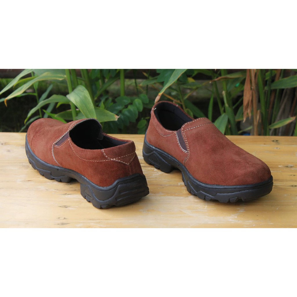 Sepatu Kulit Asli Kasual Pria Rasheda 011  Big Size