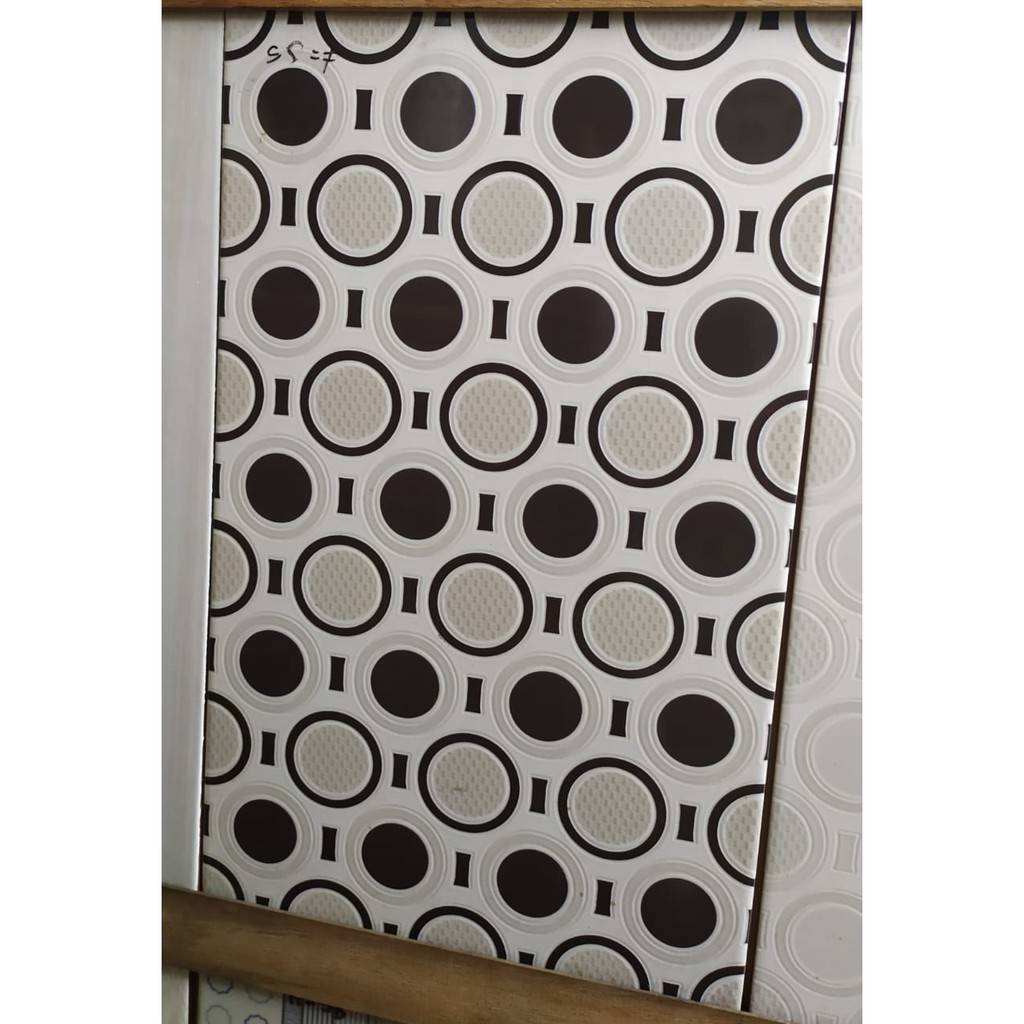 KERAMIK DINDING / LANTAI 25x40 KITA POLKADOT HITAM