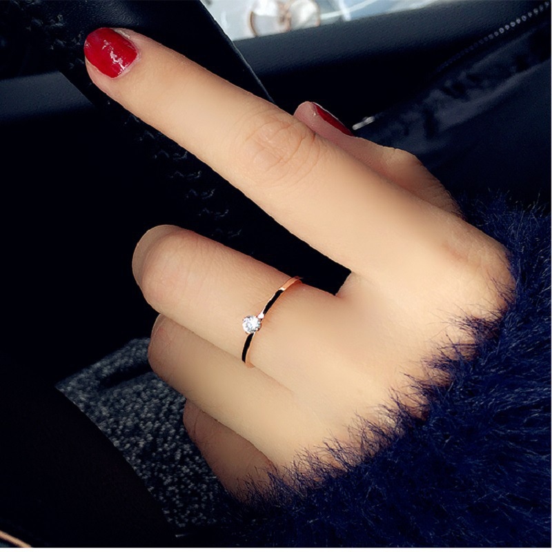 2020 Youpin cincin pertunangan wanita mawar emas berlapis titanium ornamen Rhinestone cincin cincin