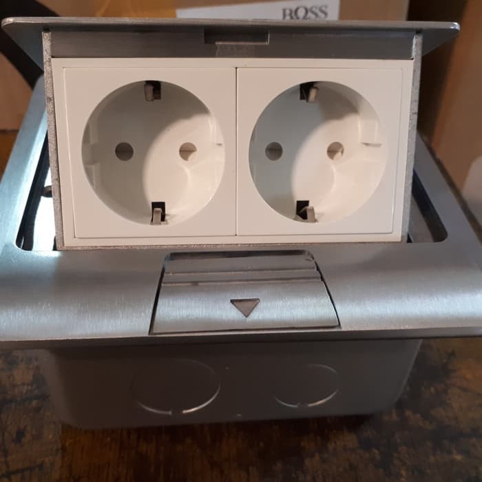 Stop Kontak Lantai Boss Isi 2 lobang double ( Arde Arde)