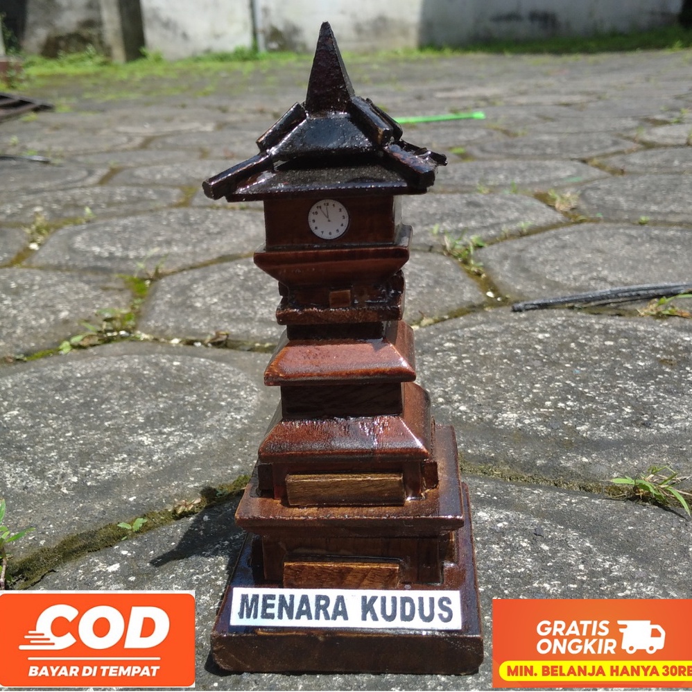 Miniatur Menara Sunan Kudus Kayu Jati Asli Souvenir Pernikahan Kota Kretek