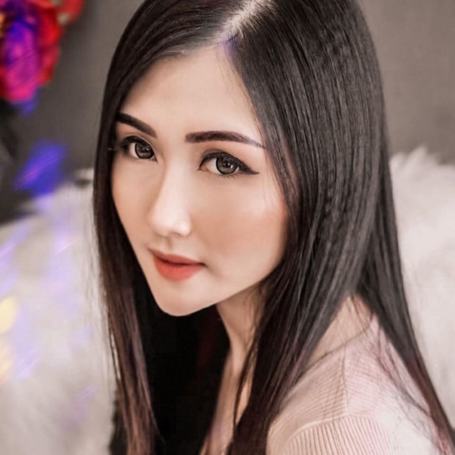 Burberry brown softlens original korea