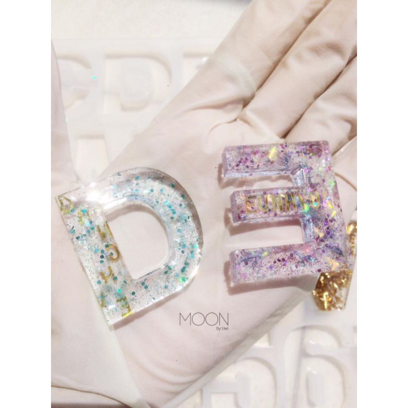 CUSTOM KEYCHAIN RESIN KPOP BTS SEVENTEEN TXT WAYV NCT EXO BLACKPINK TWICE STRAY KIDS ATEEZ IKON