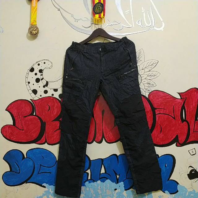 Celana outdor second