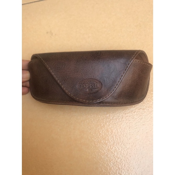 fossil sunnies case
