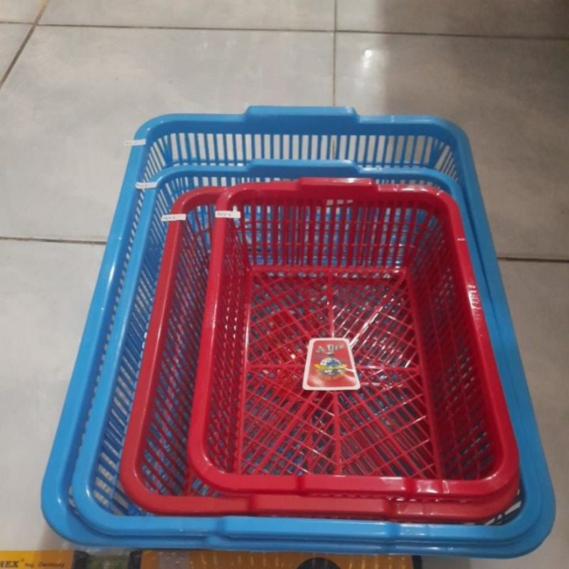 

Tempat Dokumen Praktis Keranjang Serbaguna Surat Global Eagle No2 No 2
