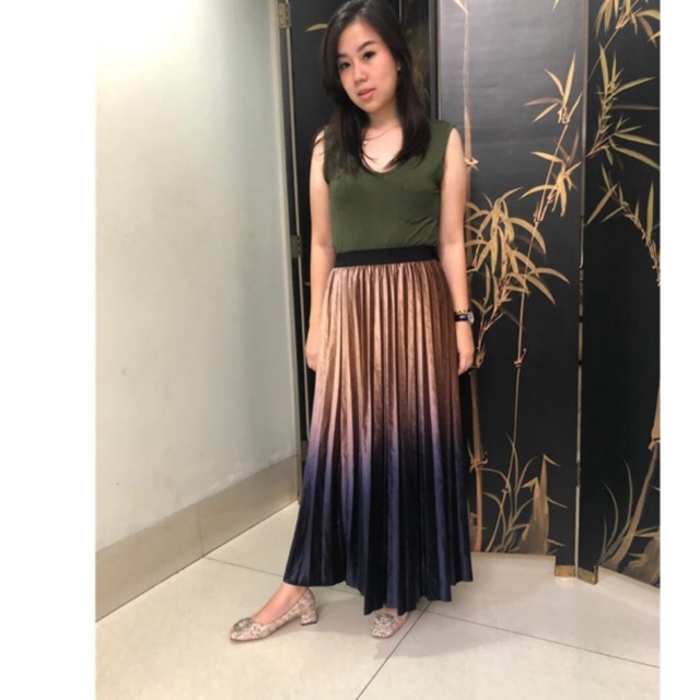 Two Tone Velvet Skirt / Rok Wanita / Rok Hijab / Rok Maxi