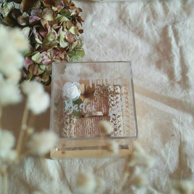 Mini Ringbox Akrilik Grafir