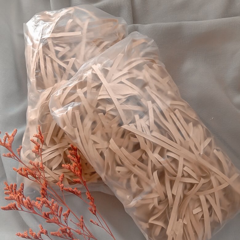 

Kertas Serut/ Kertas Cacah/ Shredded Paper/ Kertas Shredded/ Kertas Parcel/ Packing