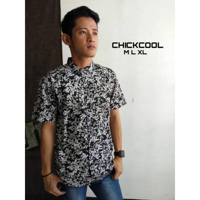 Kemeja pria motif bunga