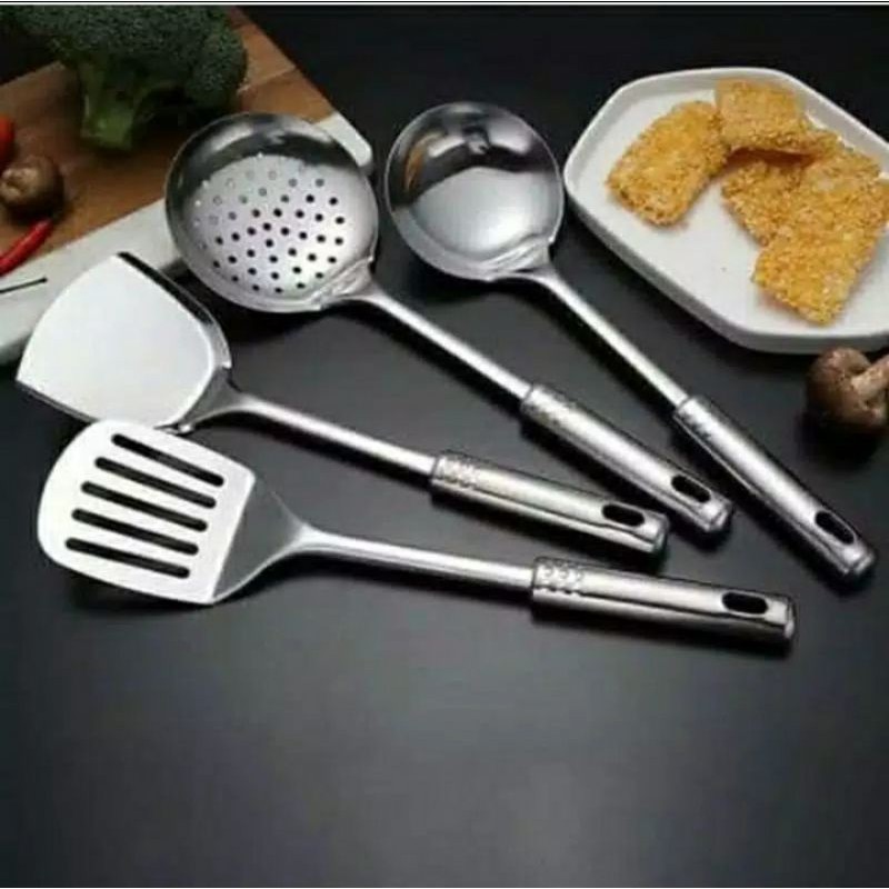 Alat Masak Stainles Set 4 in 1 Spatula Centong Sodet Saringan Aksesoris