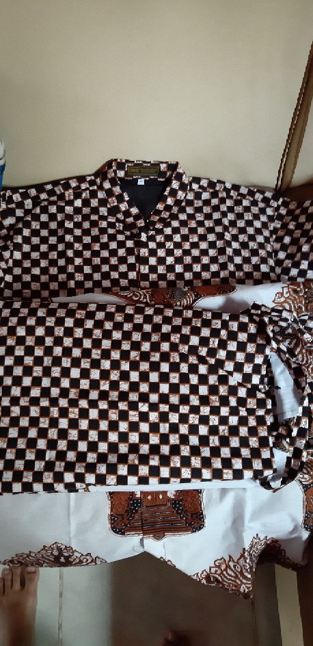 Set Sarung Celana + Kemeja (sarkem) Motif Gunungan Putih Sogan Original Batik Solo Murah Lengkap