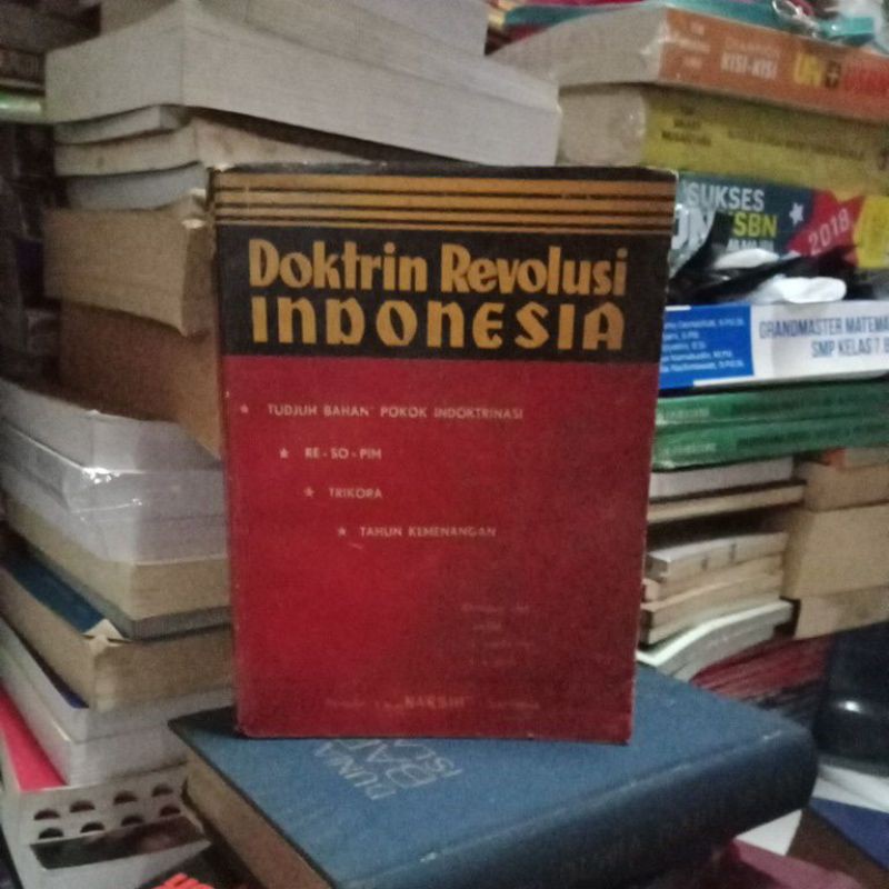 Doktrin Revolusi Indonesia-tujuh bahan pokok indoktrinasi