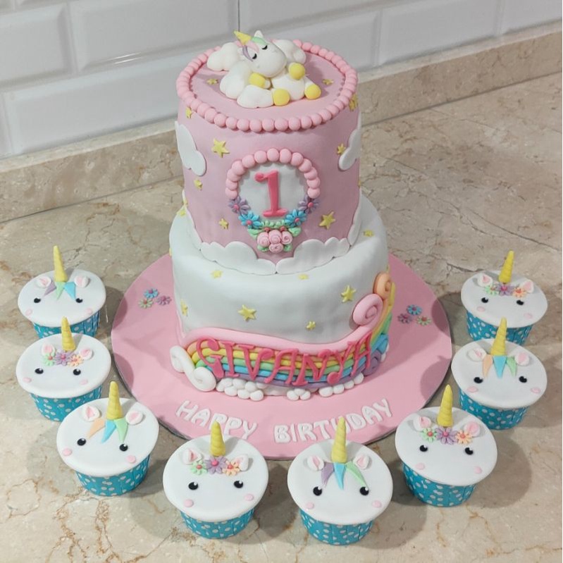 

Cake Ulang Tahun Unicorn 2 Tier / 2 Tingkat