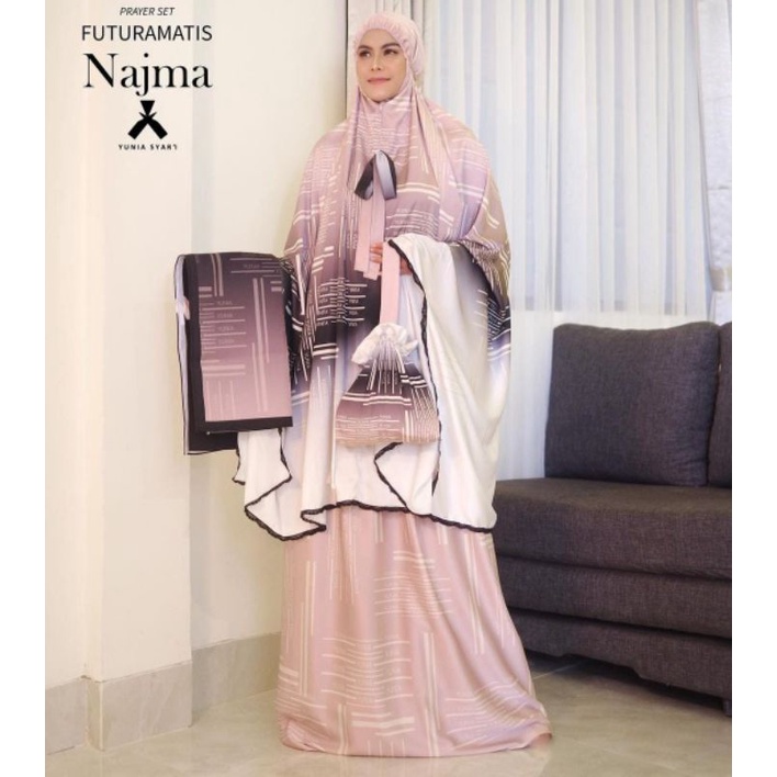 Mukena Yunia Futuramatis