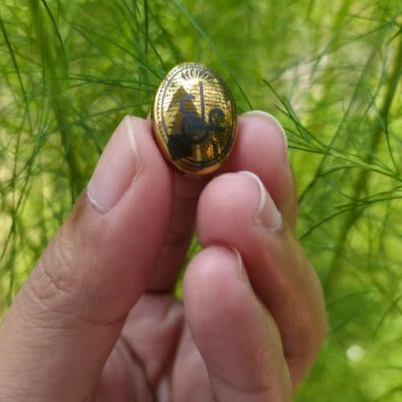 batu hadidsin hiriz ainu ali warna gold diameter 17x13 mm (ready 1 only)