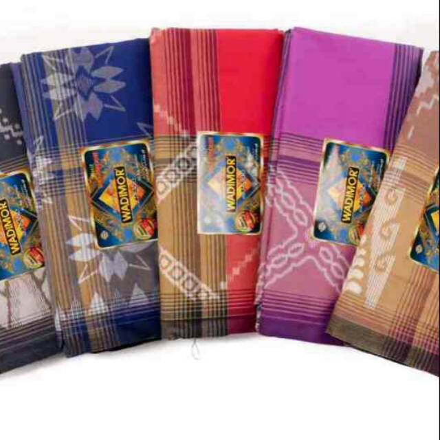 SARUNG WADIMOR BALIMOON HITAM COKLAT