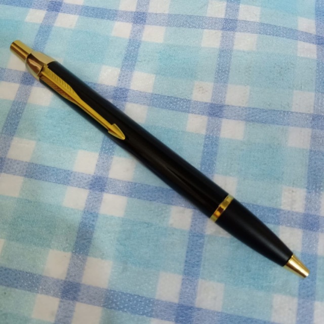 

Pulpen custom grafir TW 251 black list gold