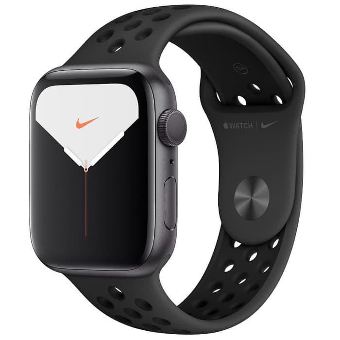 apple watch series 5 nike white