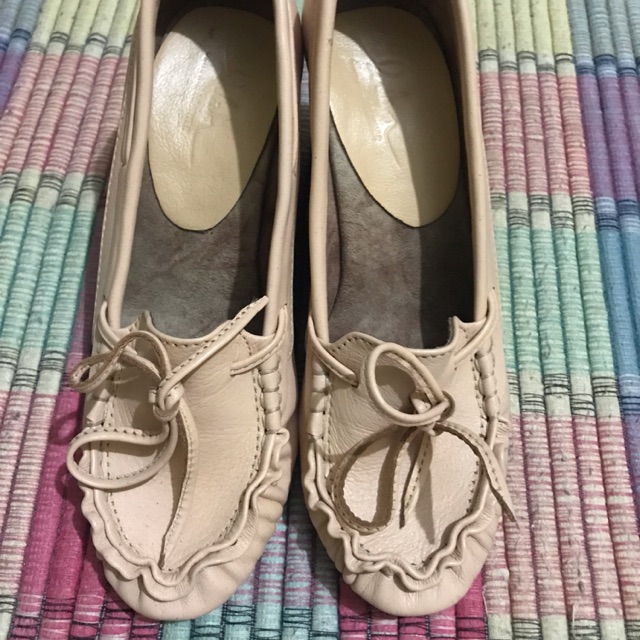 Serlium leather shoes preloved