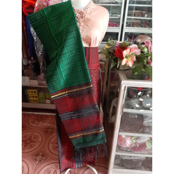 SONGKET TUMTUMAN FULL TENUN TANGAN TARUTUNG WARNA HIJAU MERAH