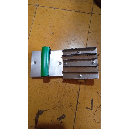 roskam buat bulu kuda