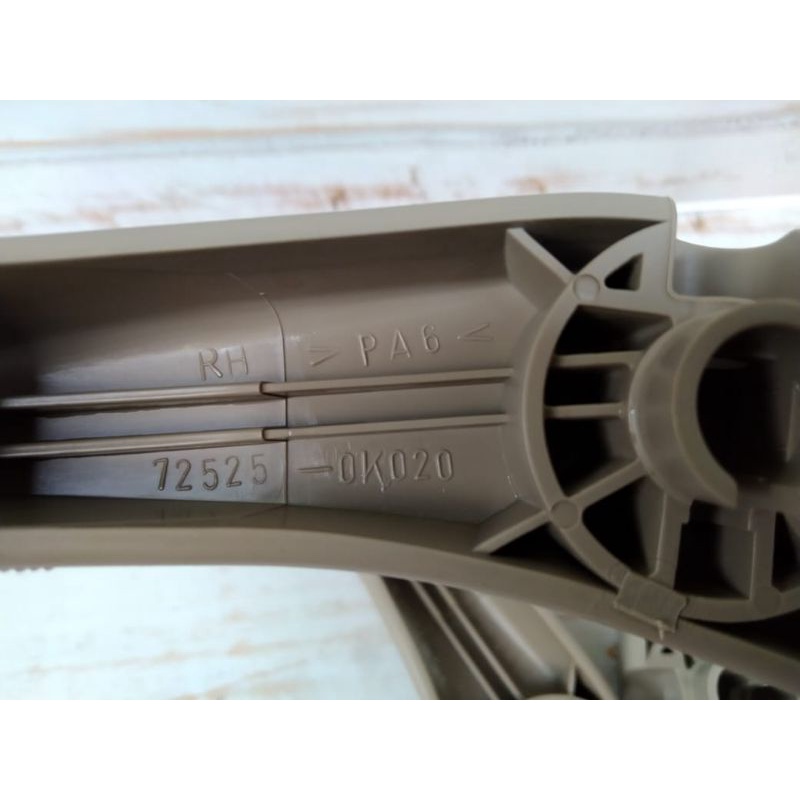 handle jok tengah innova fortuner