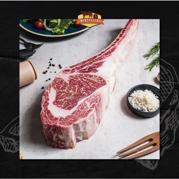 

Wagyu Tomahawk 11+