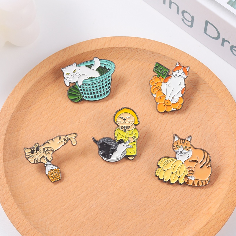 5 Styles of Cartoon Cat Enamel Brooch Animal Fruit Lapel Pin Backpack Badge Collection Clothing Accessories Gifts for Friends