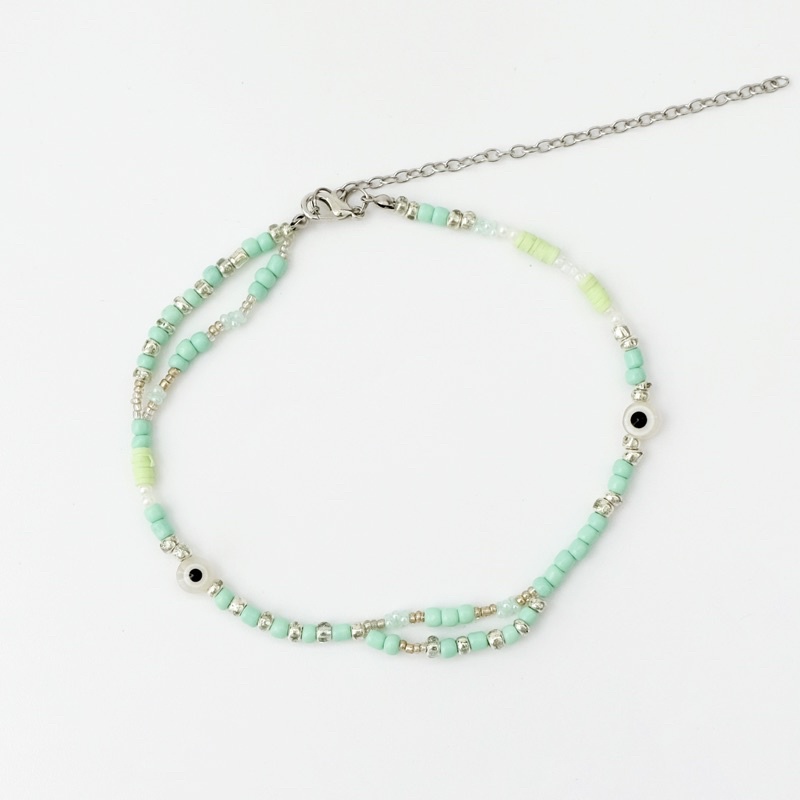 Turquoise beaded choker / beads necklace