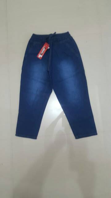 Celana jeans anak perempuan