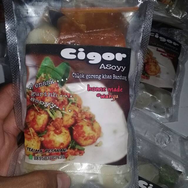 

Cigor asoyy cilok goreng khas Bandung