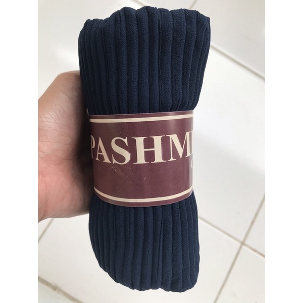 Hijab Pasmina plisket premium / Pasmina Plisket lidi / Pasmina pleated shawl / Pashmina plisket Tanpa Garis Tengah-Dongker (75x175cm)