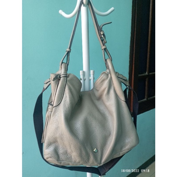 Alphard preloved bag