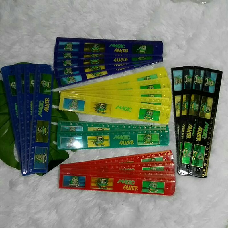 

Penggaris Sekolah Anak Karakter Panjang 20 cm