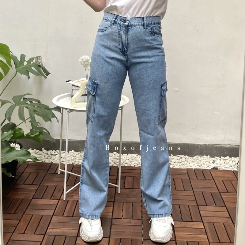 Boxofjeans - Cargo HW Loose Jeans - SNOW ACID