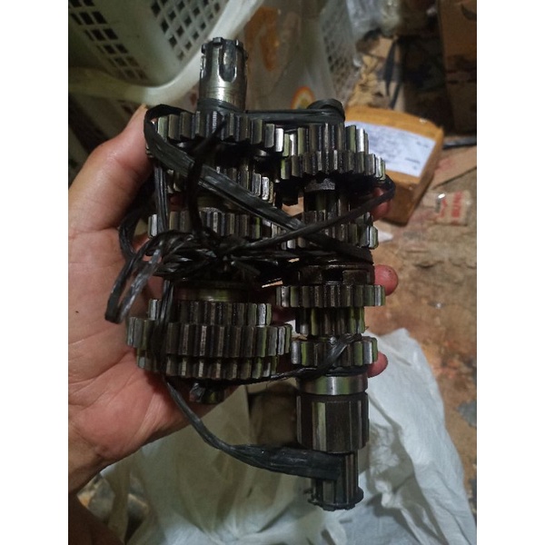 GEAR GIGI RASIO TRANSMISI HONDA CB K2 ORIGINAL LEPASAN MOTOR
