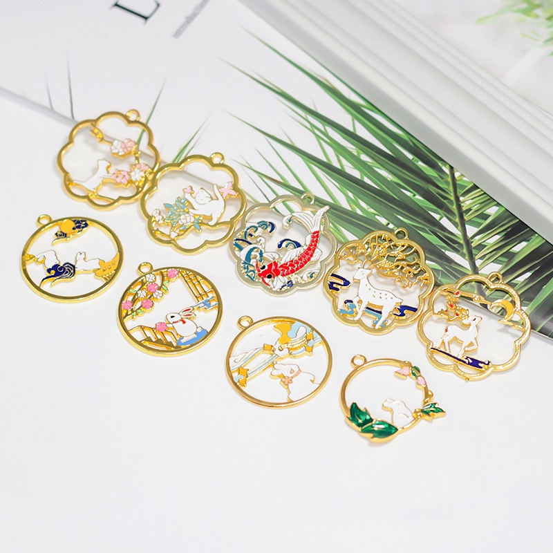 1 pcs Charm Enamel Epoxy FRAMED CAT RABBIT DEER PALACE