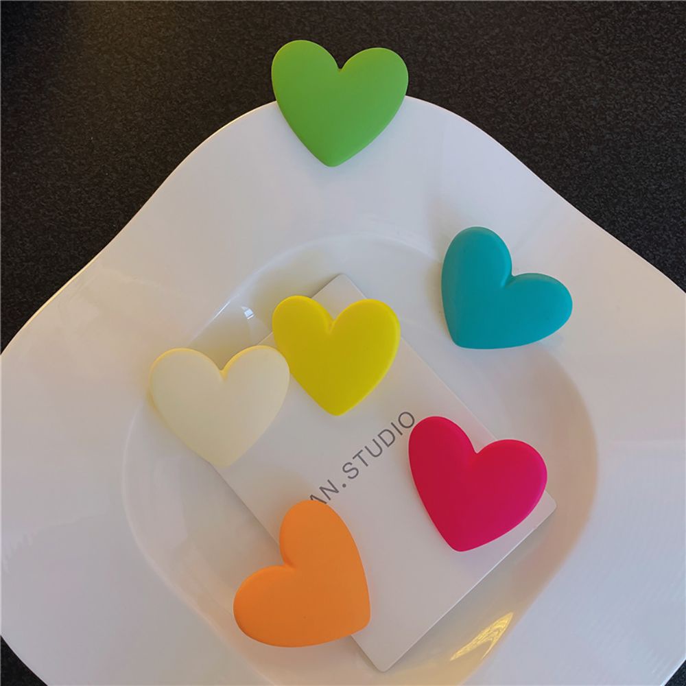 SKJK  Sweet Women Stud Earrings Simple Korean Style Earrings Love Heart Earrings Big Colorful Solid Color Female Girl Acrylic Fashion Jewelry/Multicolor