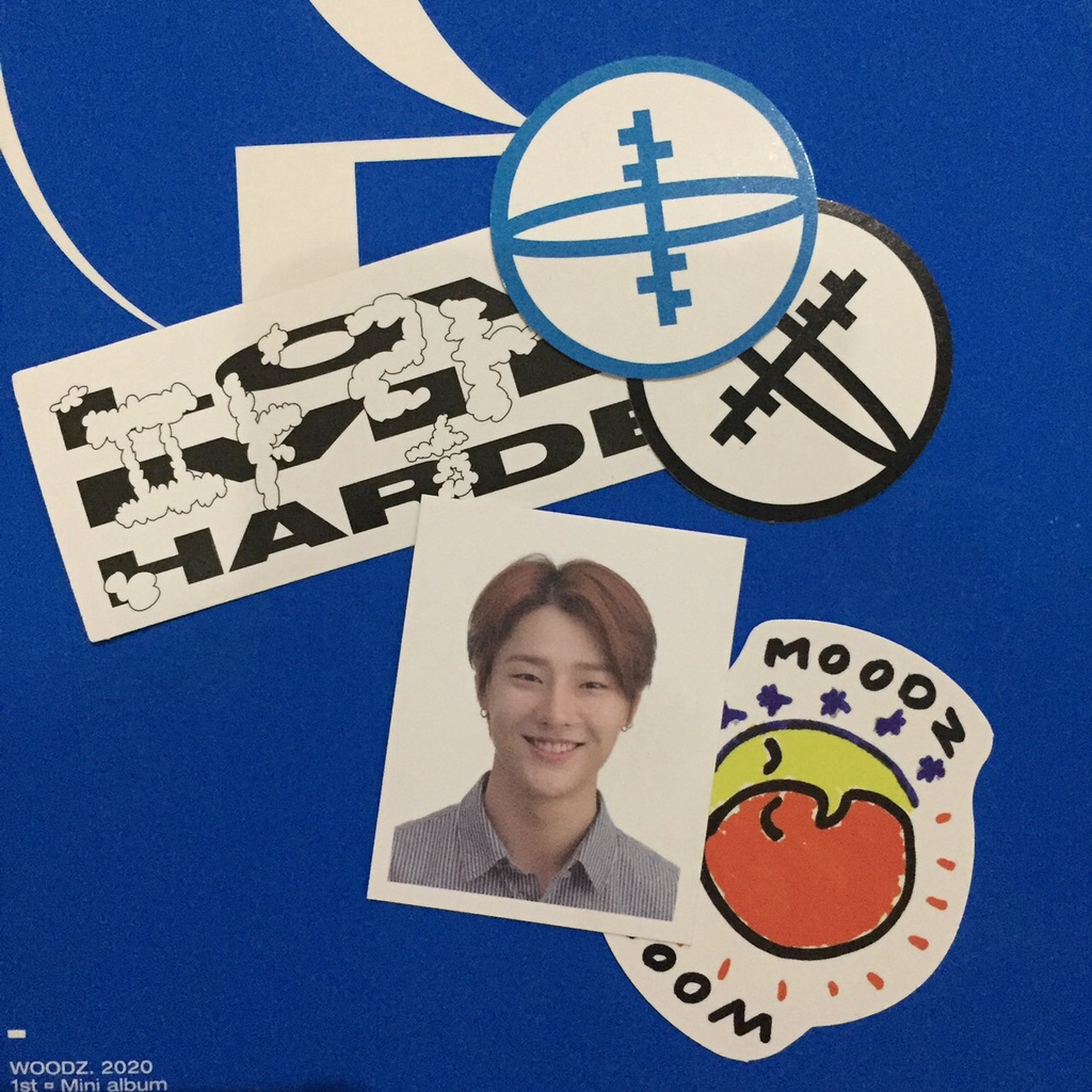 [WOODZ] Equal Cosmic Mini ID Photo Pas Foto Free Sticker Moodz
