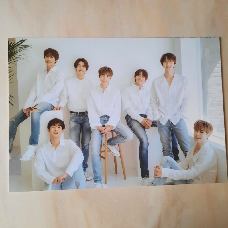 POSTER HOLIDAY WAYV HENDERY XIAOJUN KUN LUCAS TEN WINWIN YANGYANG GRUP