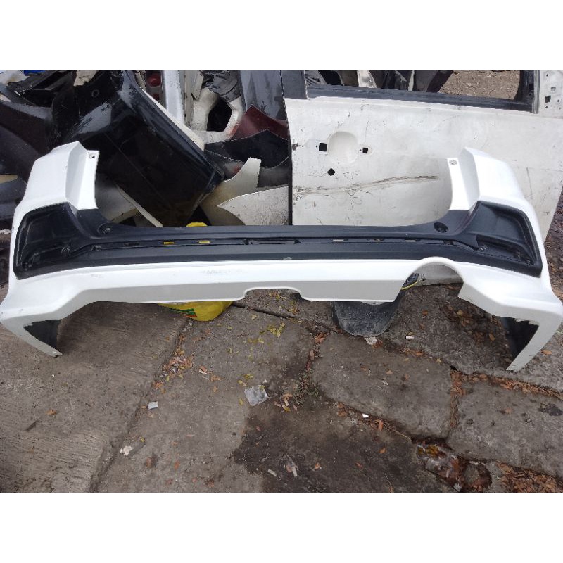 bemper belakang Honda Mobilio rs