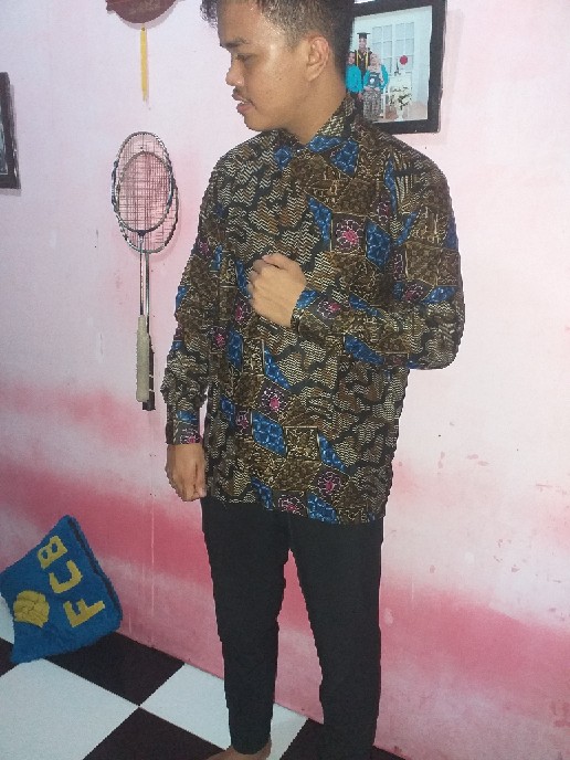 Kemeja Batik Pria~  Fashionpria Batiksarimbit Bajubatikpria Batikmodern Hembatik Batik