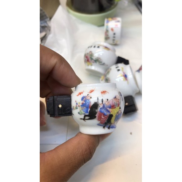 Tempat makanan burung PLECI CEPUK CUNGKOK